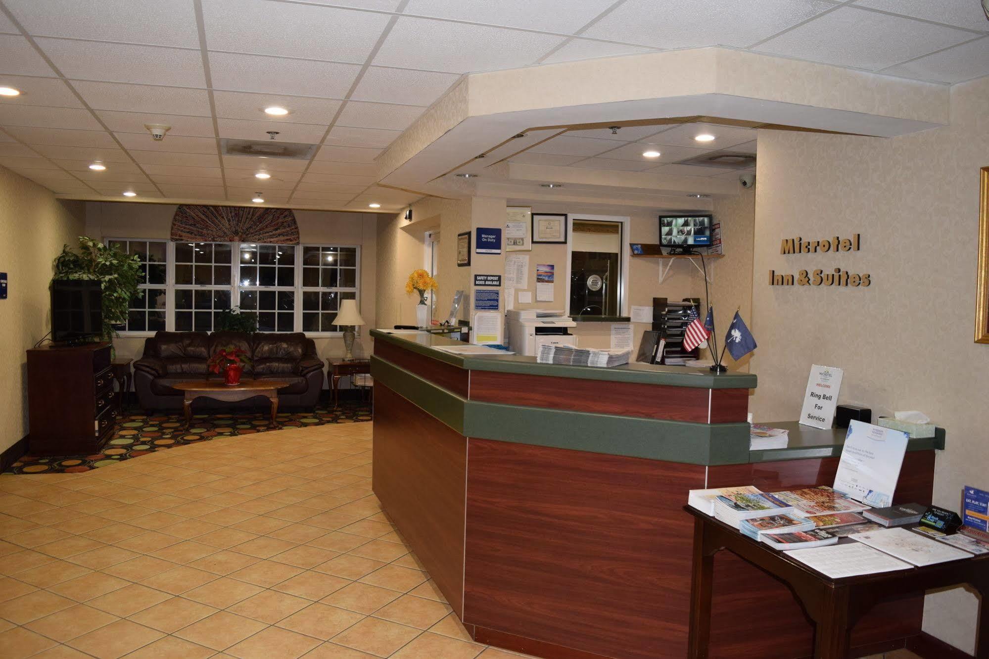 Microtel Inn & Suites By Wyndham Rock Hill/Charlotte Area Exterior photo
